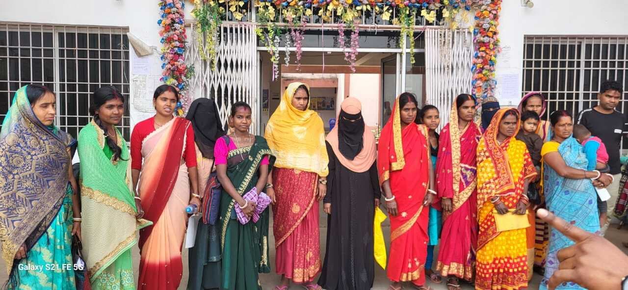 मंईयां सम्मान राशि नहीं मिलने की शिकायत