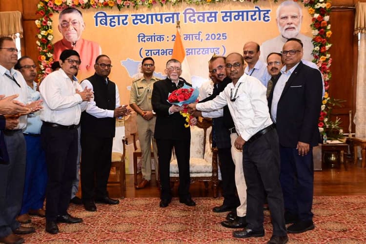 Ranchi News : बिहार व झारखंड की संस्कृति, परंपराएं व भाषाएं एक-दूसरे से जुड़ी हैं : राज्यपाल