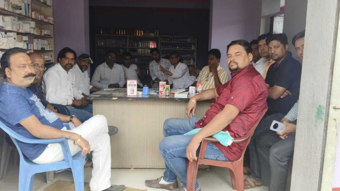 प्रतिबंधित दवा की खरीद-बिक्री सरकारी गाइडलाइंस के तहत करने को लेकर हुई चर्चा