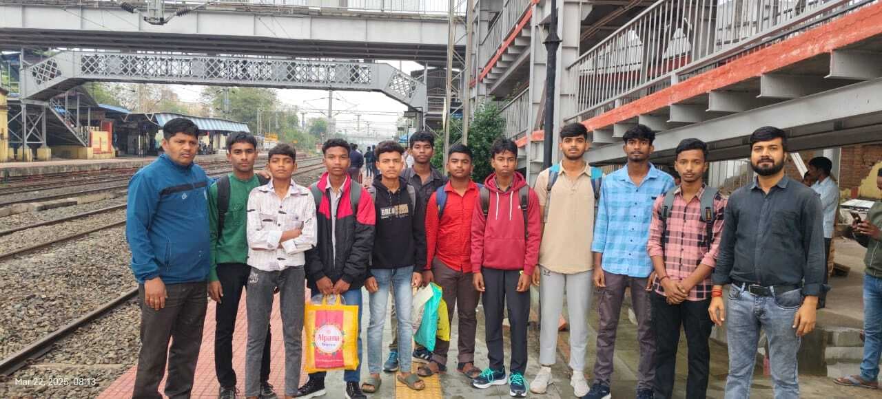 सब जूनियर हैंडबॉल जामताड़ा की टीम देवघर रवाना