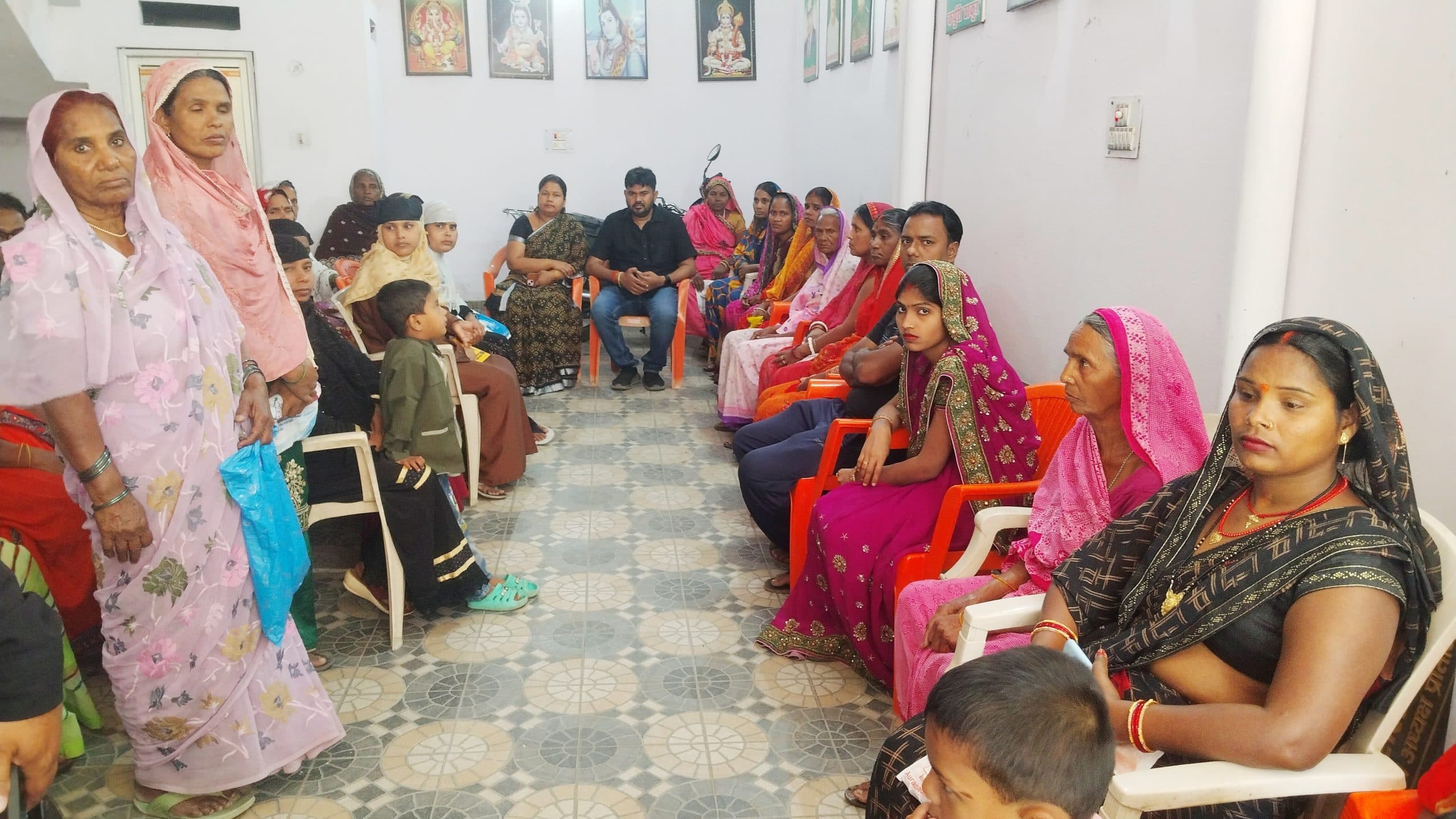 Aurangabad News : आवास योजना में सर्वे में नाम नहीं जोड़ने का आरोप