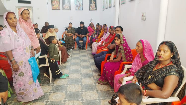 Aurangabad News : आवास योजना में सर्वे में नाम नहीं जोड़ने का आरोप