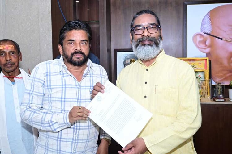 East Singhbhum News : चाकुलिया के इको डायवर्सिटी पार्क में कॉटेज, हॉल, रिक्रिएशन सेंटर बनाने की मांग