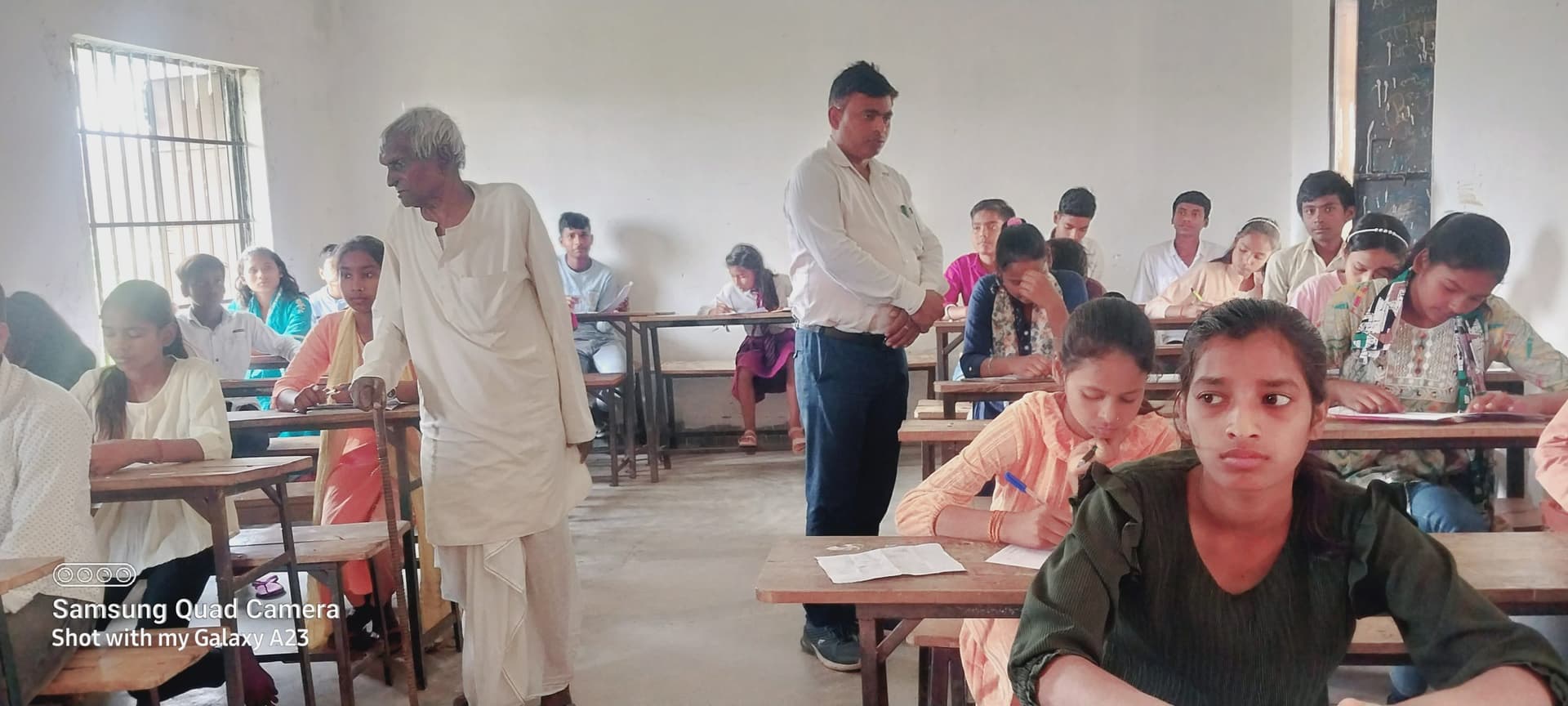 प्रतियोगिता परीक्षा में 280 छात्र हुए शामिल
