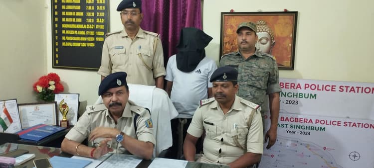 Jamshedpur News : सूचना पर पुलिस ने की त्वरित कार्रवाई, नहीं तो हो सकती थी बड़ी वारदात