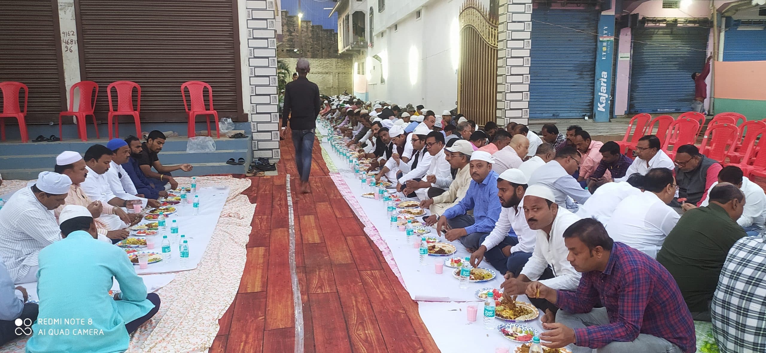 दावत ए इफ्तार पार्टी का आयोजन