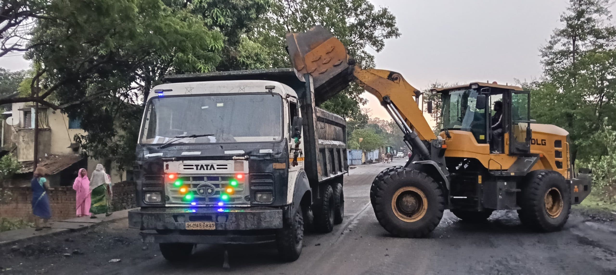 Bokaro News : बोकारो थर्मल में 120 टन अवैध कोयला जब्त, दर्जनों साइकिलें तोड़ीं