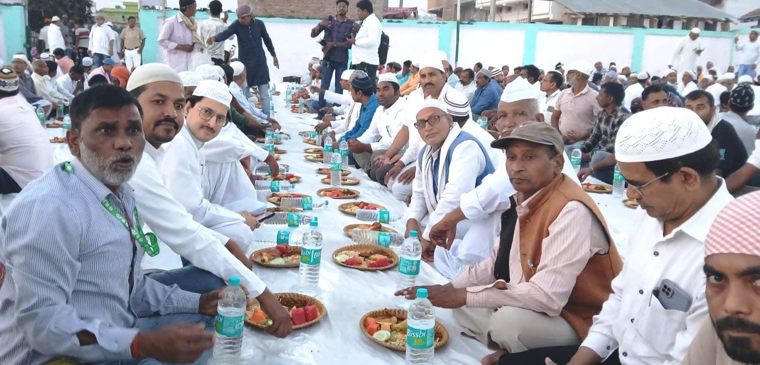 Bhagalpur news एकता व भाईचारे का प्रतीक है रमजान : ललन