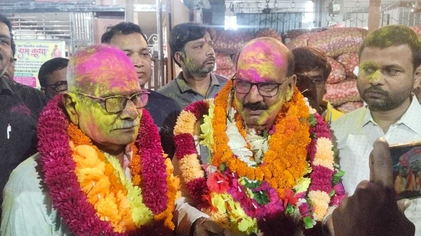 व्यापार संघ का चुनाव संपन्न : अमर बने अध्यक्ष व युगल बने सचिव