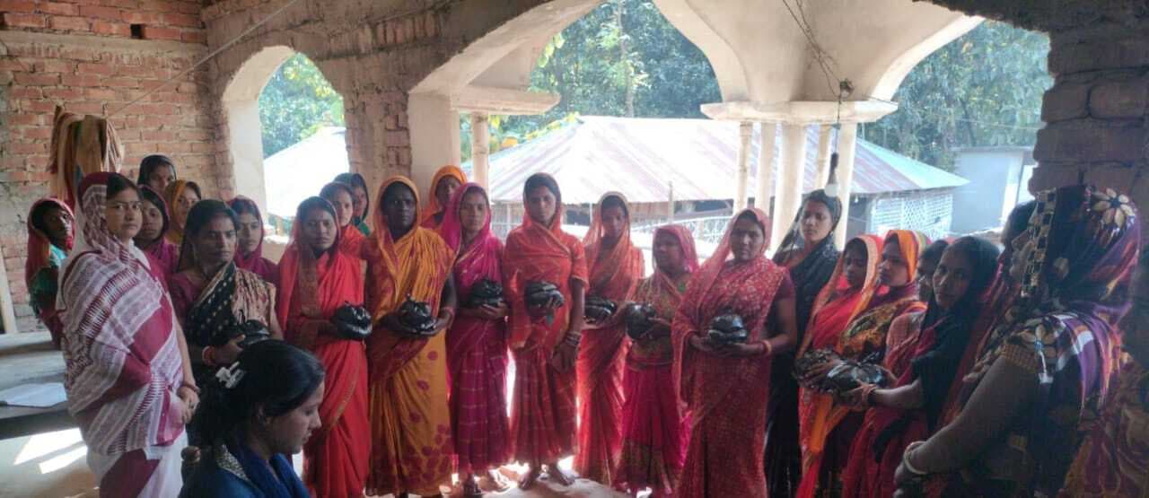 आंगनबाड़ी केंद्रों पर टीएचआर का किया गया वितरण