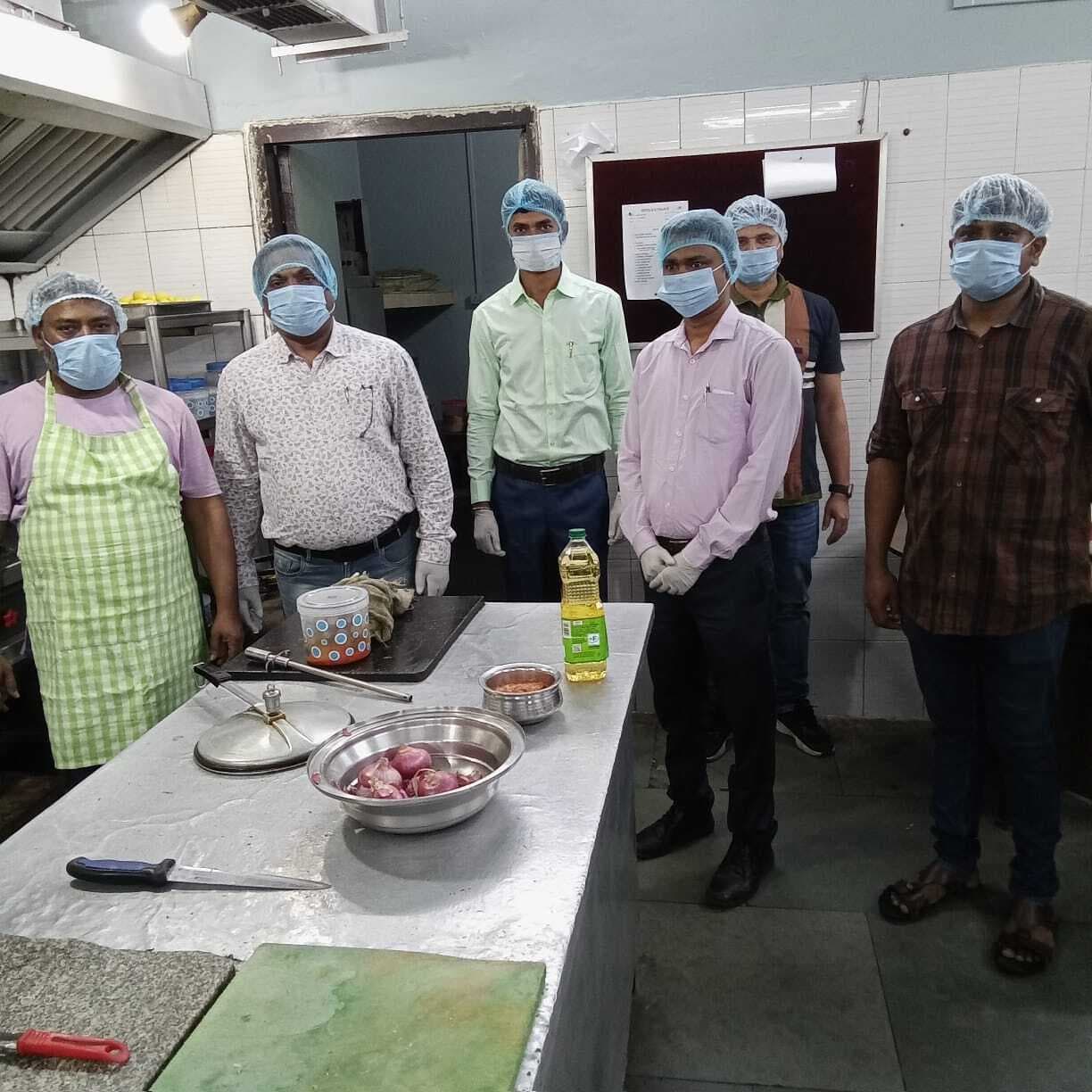 पाकुड़ में खाद्य प्रतिष्ठानों की हाइजीन रेटिंग शुरू