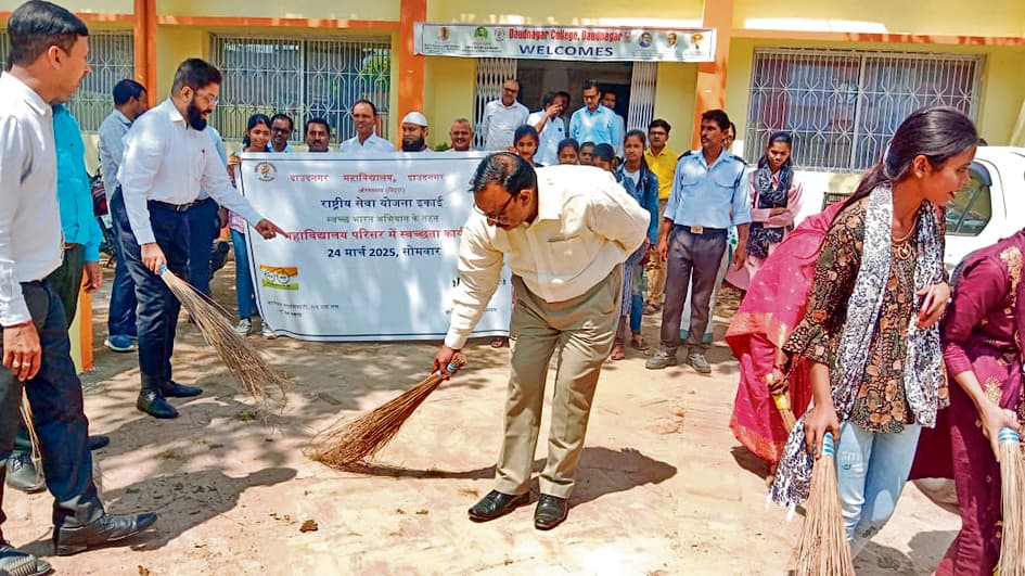 Aurangabad news. भगत सिंह एक विचार, सदी के प्रत्येक कालखंड में रहेंगे जीवित