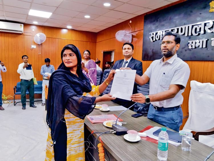 Gopalganj News : ट्रांसजेडरों को मिलेगा पिछड़ा वर्ग कोटे में आरक्षण का लाभ: डीएम