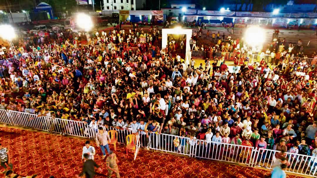 रंगारंग कार्यक्रम के साथ संपन्न हुआ बिहार दिवस समारोह, कलाकारों की प्रस्तुति पर झूमने लगे लोग