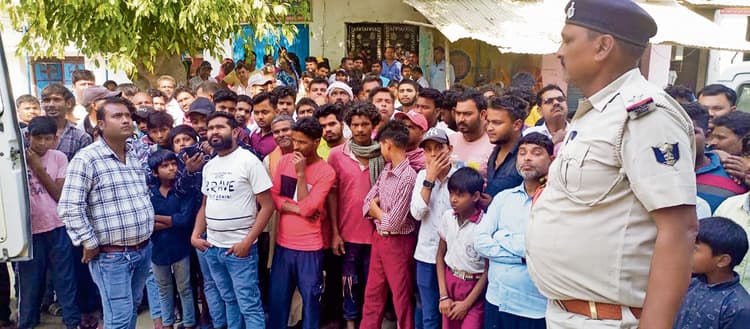 Gopalganj News : गोपालगंज में लखीसराय के इंजीनियरिंग के छात्र ने फंदा लगाकर की खुदकुशी