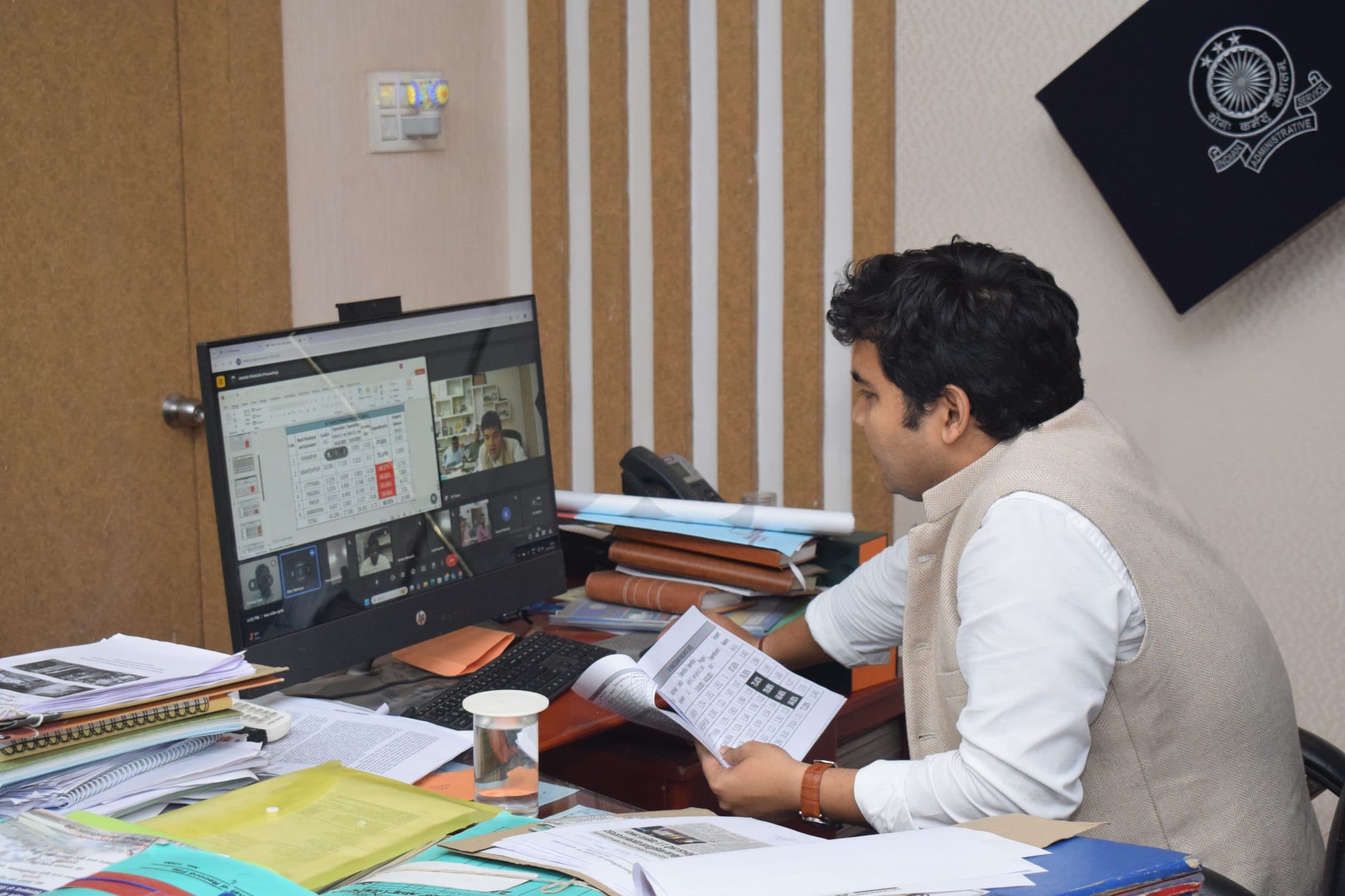 पूर्ण योजनाओं का भुगतान पेंडिंग पाये जाने पर होगी कार्रवाई : डीसी