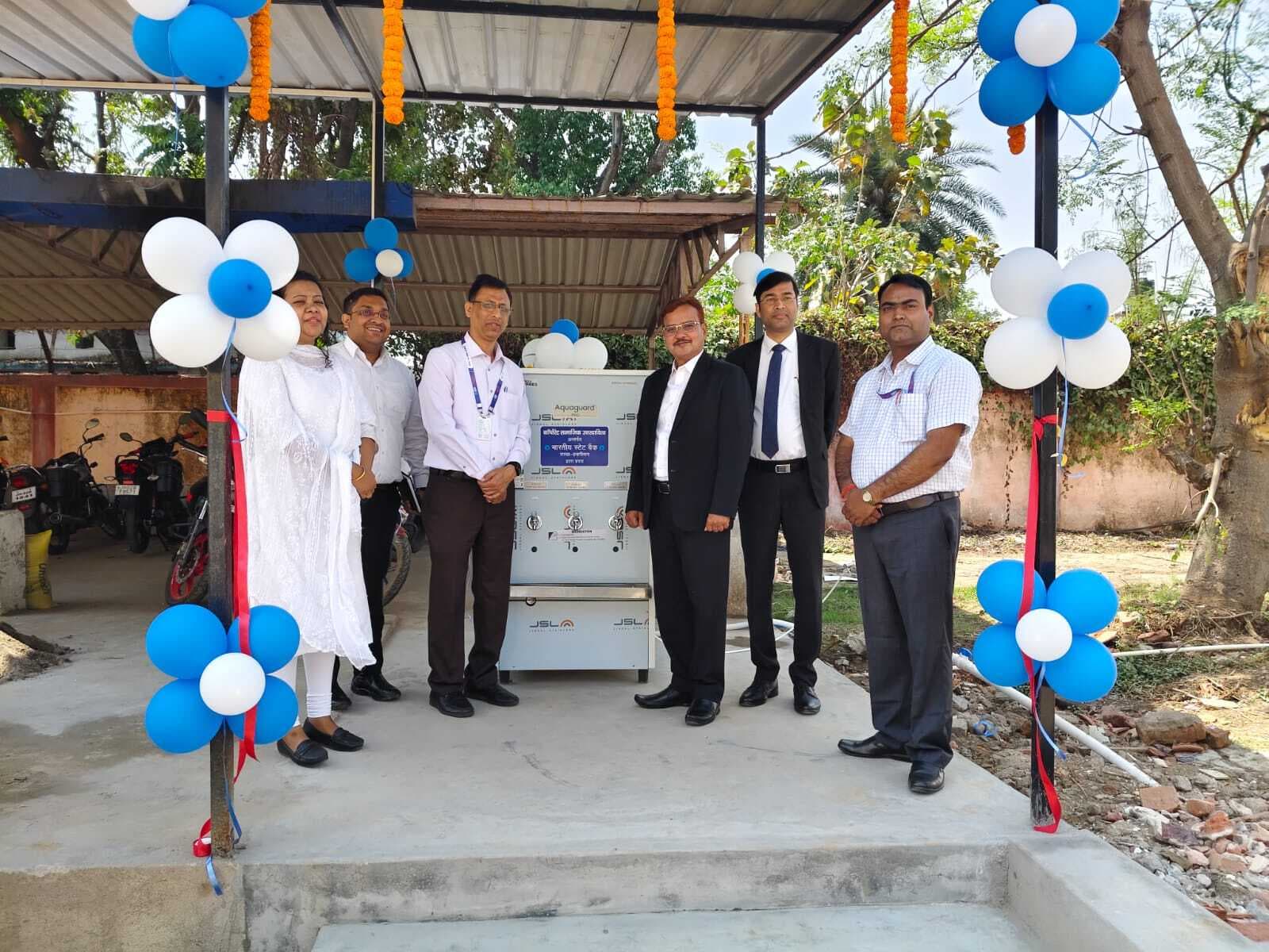 सिविल कोर्ट परिसर में वाटर कूलर का उदघाटन