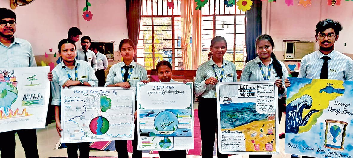 प्रकृति संरक्षण को लेकर पोस्टर कंपीटिशन