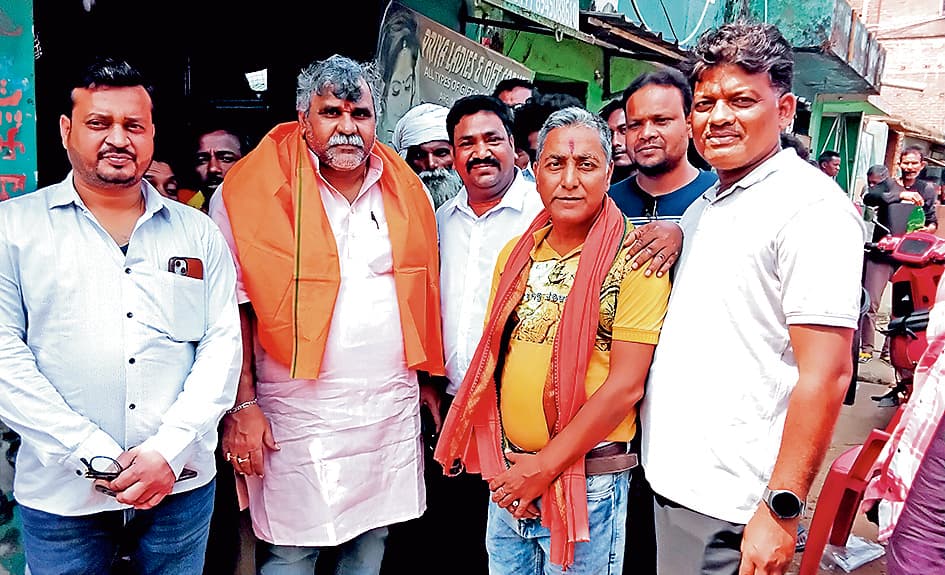 भाजपा नेता जितेंद्र तिवारी का बहुला में हुआ भव्य स्वागत