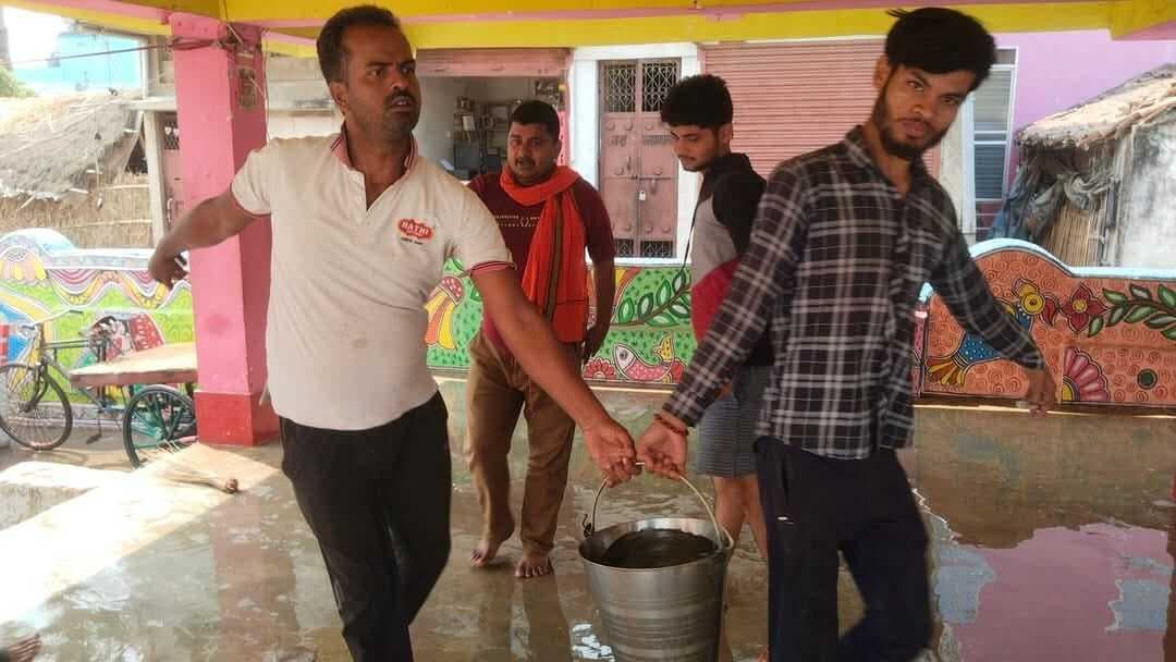 कन्हैया कुमार के बनगांव कार्यक्रम स्थल को गंगाजल से धोकर किया शुद्ध