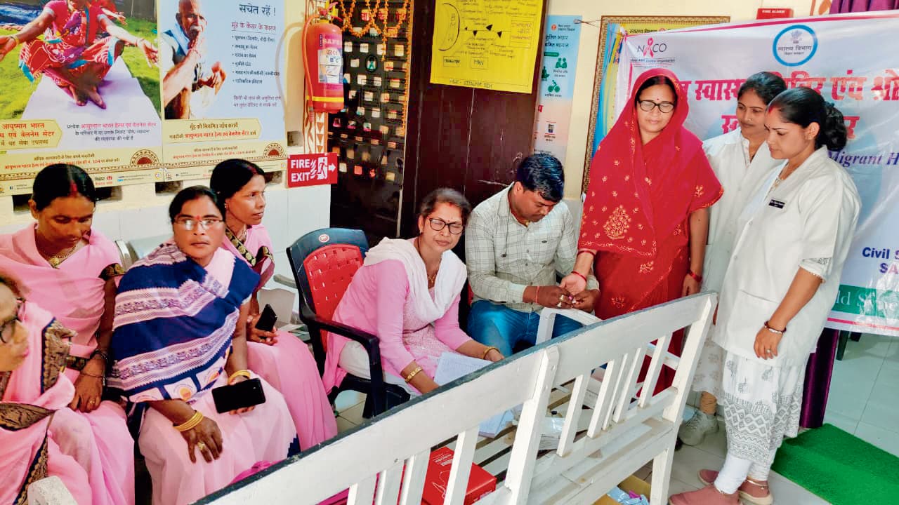 Saran News : विशेष कैंप में एचआइवी संक्रमित मरीज मिला