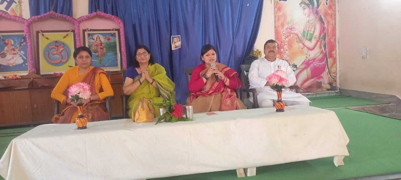बच्चों के भविष्य संवारने में माताओं की अहम भूमिका : डॉ पूजा