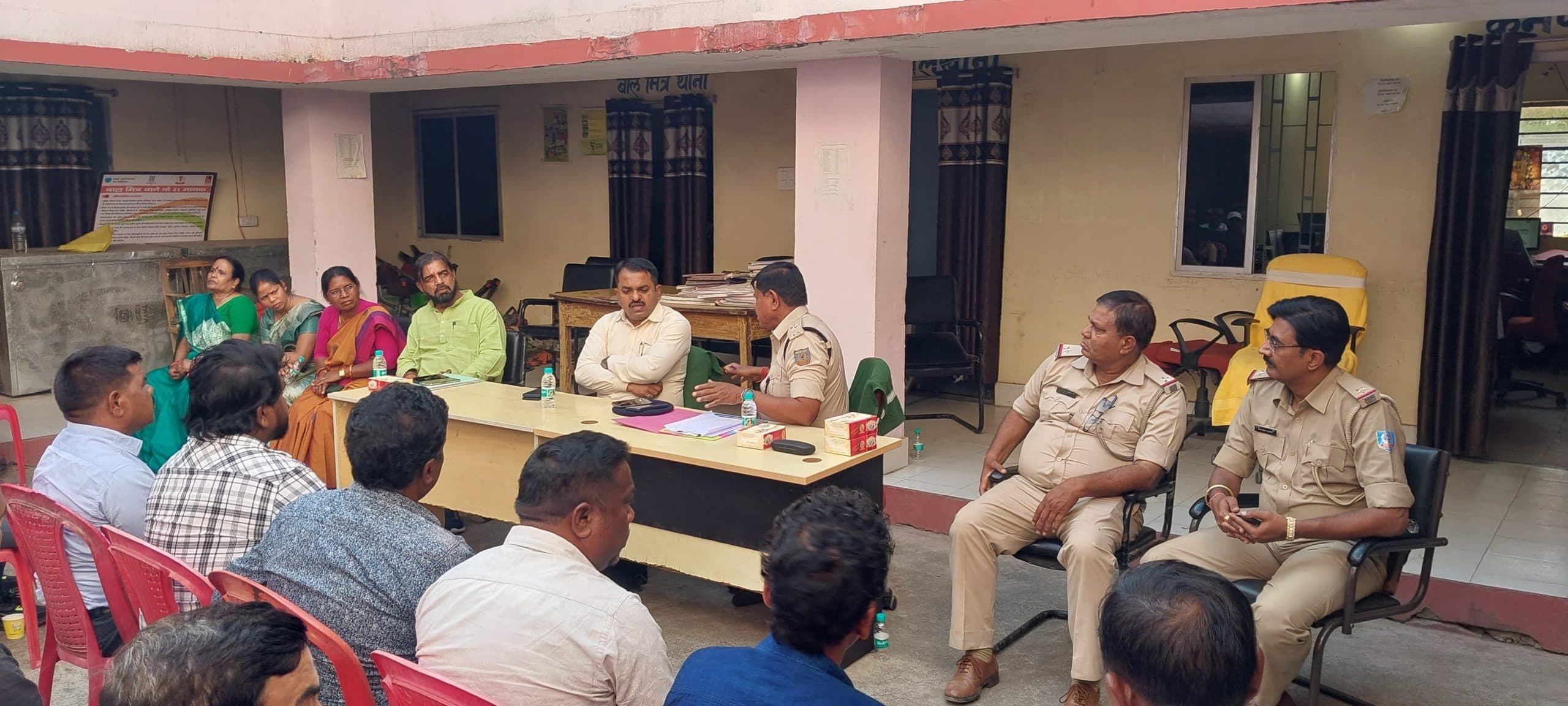 सौहार्द्र बिगाड़ने वालों पर होगी कार्रवाई