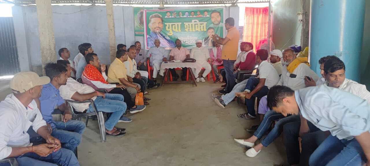 पदाधिकारी व राजनेता अंग्रेजी हुकूमत कर दिया कायम: त्यागी