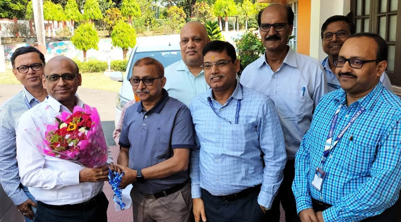 Bokaro News : डीवीसी के सदस्य तकनीकी ने पदोन्नति पाये अधिकारियों को दिया प्रशिक्षण