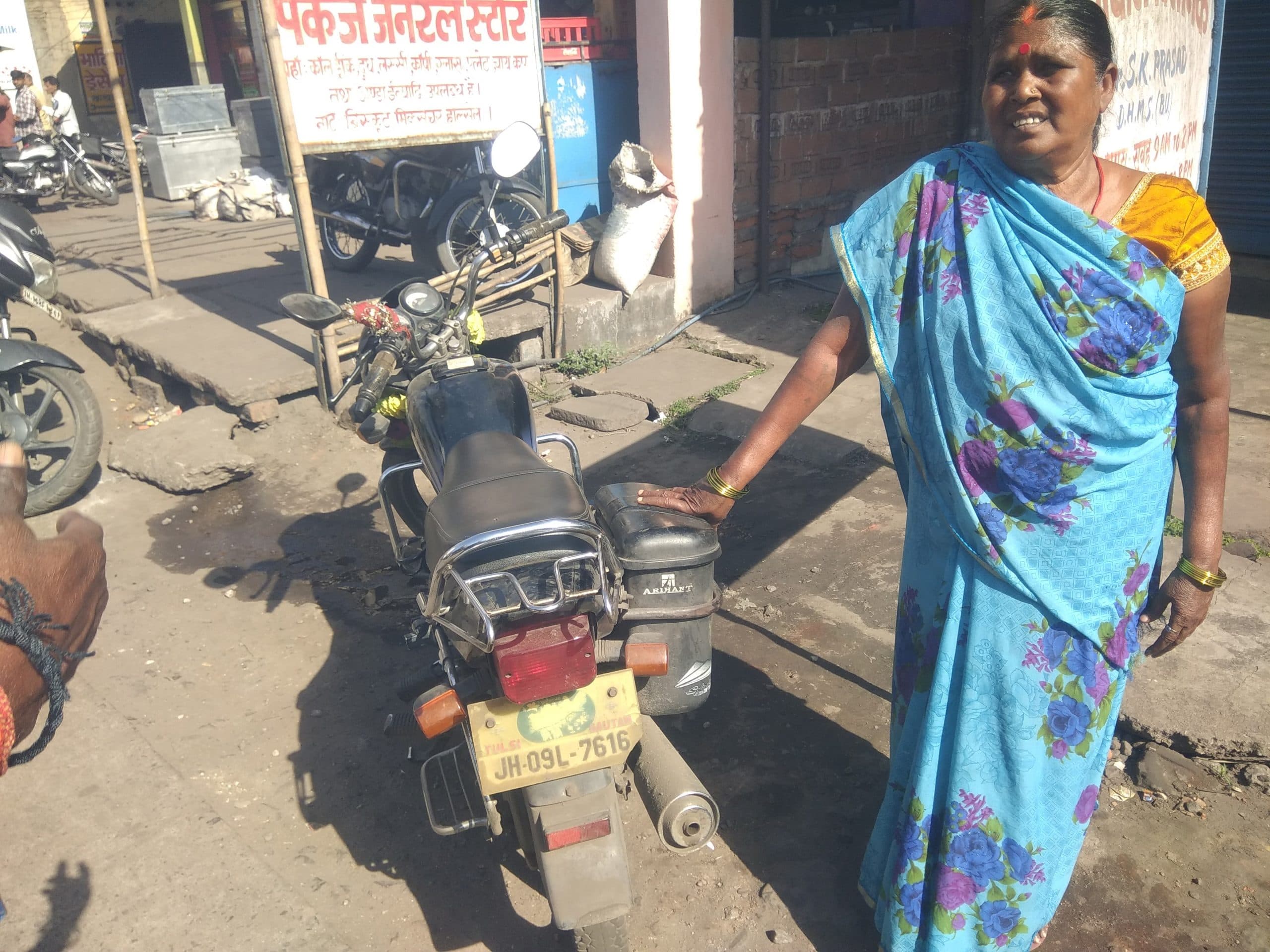 Bokaro News : भगवान श्रीराम के राज्याभिषेक उत्सव में उमड़े श्रद्धालु