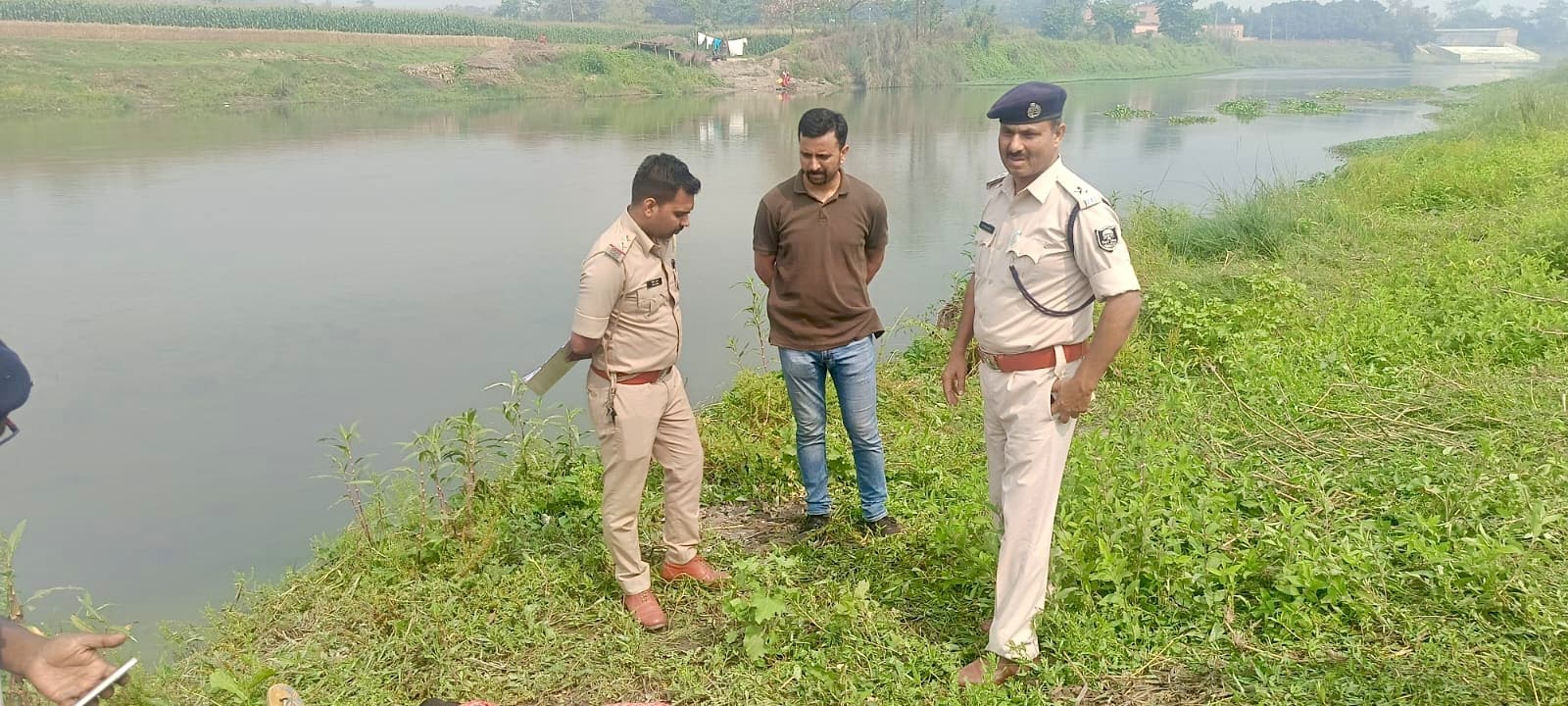 तिलाबे नदी से मिला एक व्यक्ति का शव