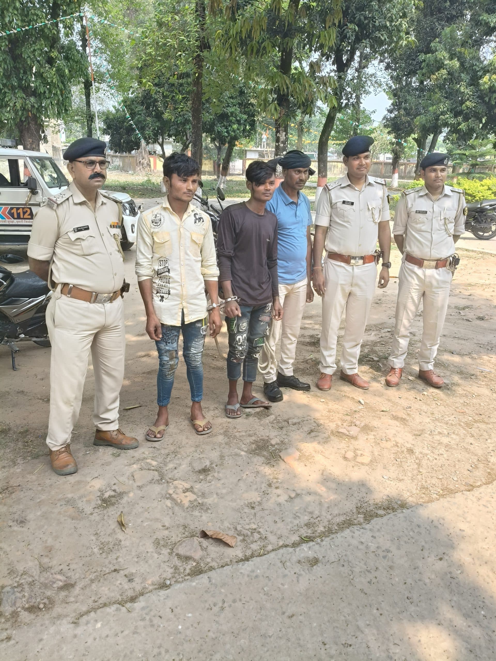 नाले के पानी की निकासी को ले मारपीट में दो गिरफ्तार