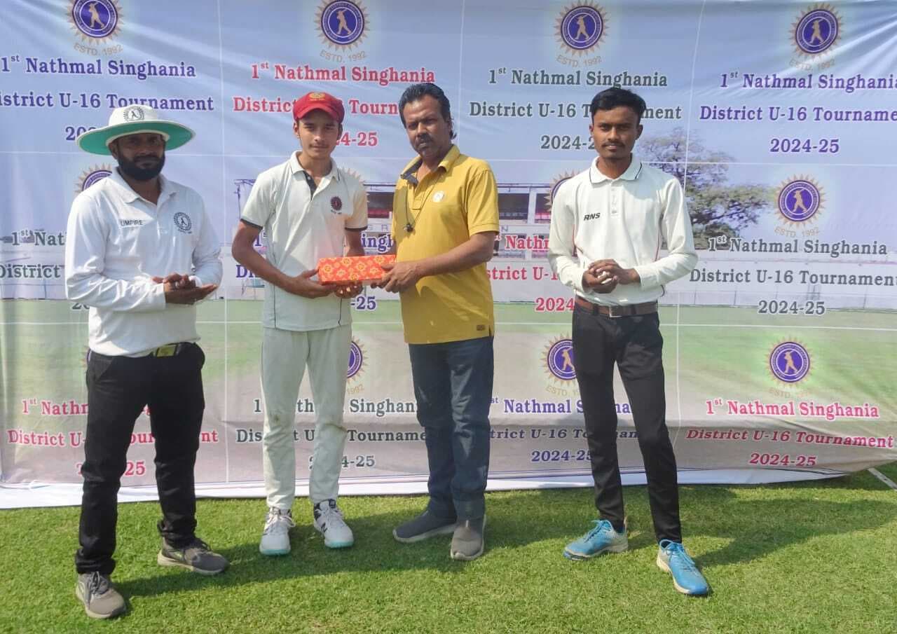 Chaibasa News : सिंहभूम चैलेंजर्स की धमाकेदार जीत, 72 रनों से टर्मिनेटर्स को हराया