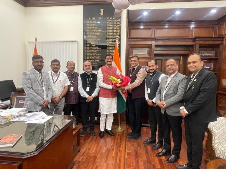 Jamshedpur News : रांची में 19-20 अप्रैल को एयर-शो, सितंबर माह में डिफेंस एक्सपो : संजय सेठ