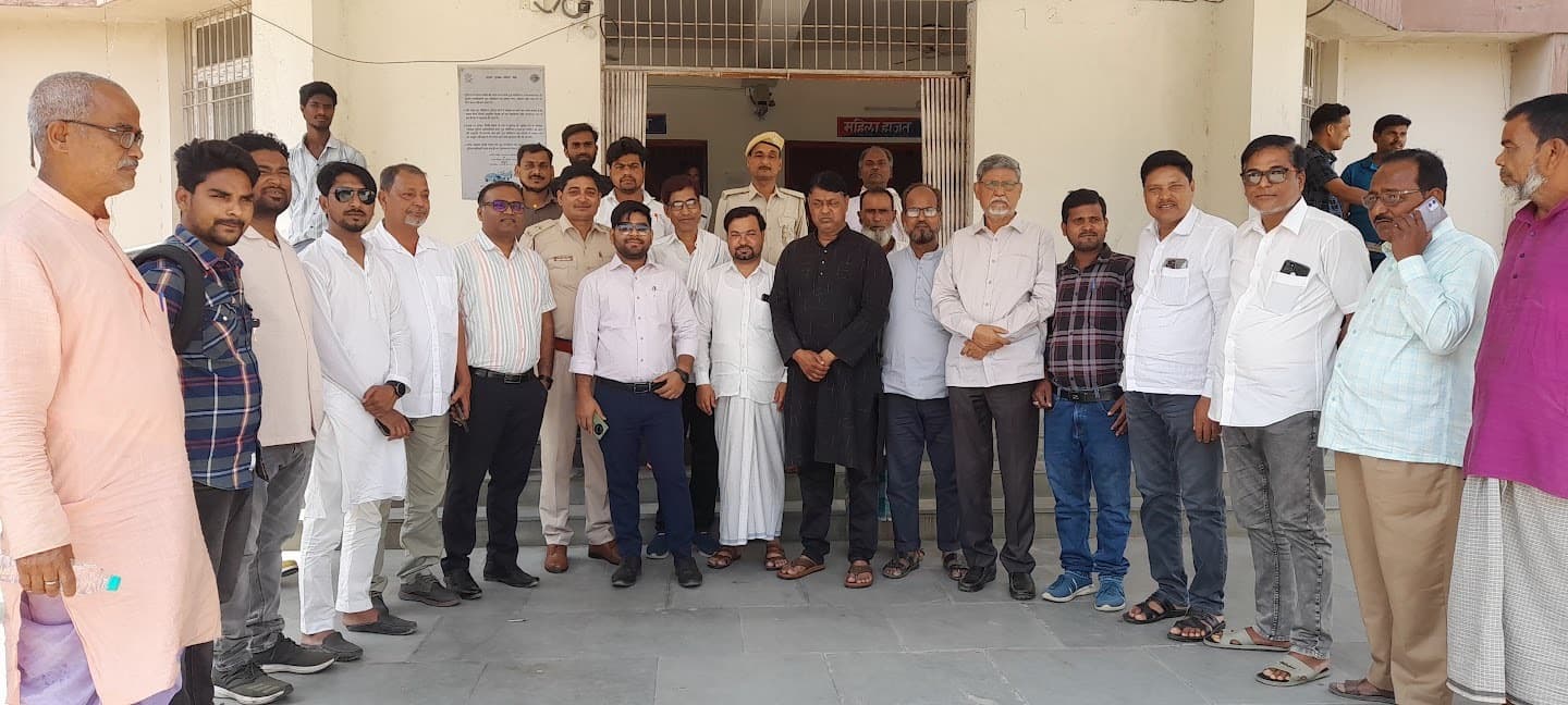 शांति पूर्वक मनाये पर्व, असामाजिक तत्वों पर रहेगी पुलिस की नजर