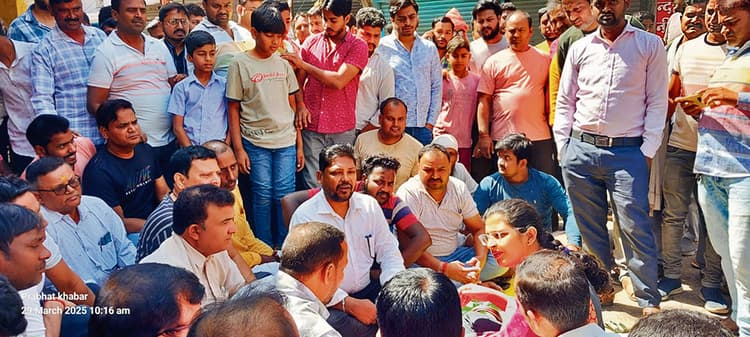 Gopalganj News : कटेया में अवैध वसूली पर व्यवसायियों का फूटा आक्रोश