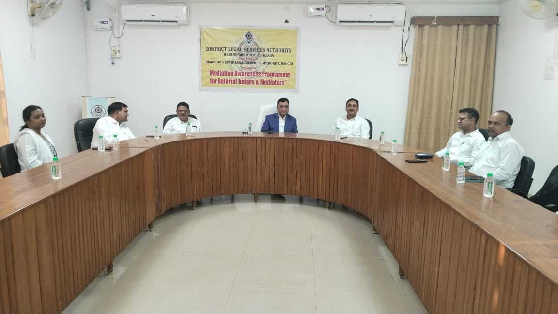 Chaibasa News : 212 मामले निष्पादित, 16.12 लाख का हुआ समायोजन