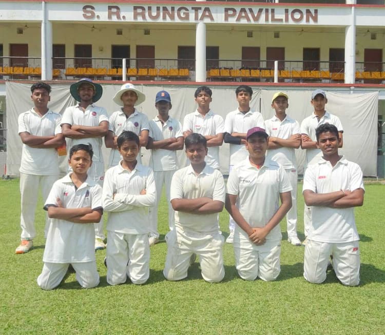 Chaibasa News : सिंहभूम फाइटर्स ने ब्लास्टर्स को सात विकेट से हराया