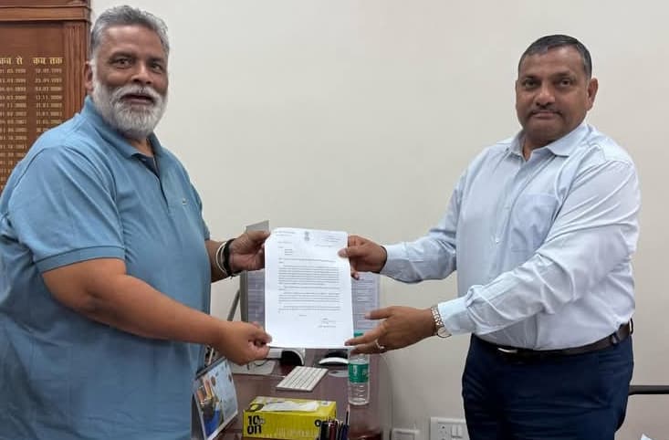भवन निर्माण विभाग की गहन जांच कर दोषियों पर हो कार्रवाई: सांसद