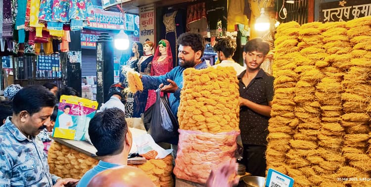 Gopalganj News : चांद का हुआ दीदार, ईद आज, सुबह में होगी ईद की नमाज