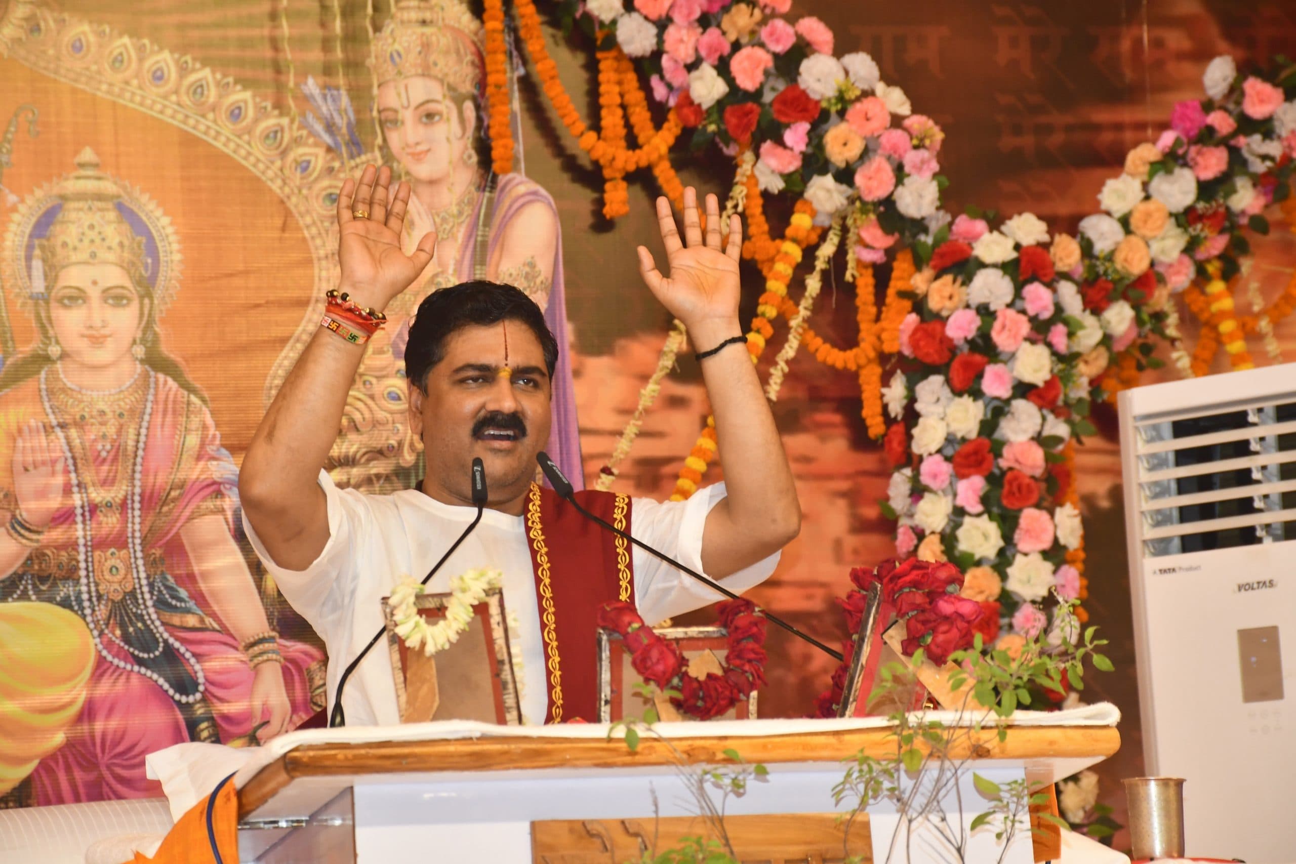 Bokaro News : दिव्य माहौल उस समय अयोध्या का था, जब सूर्य देव को भी ठहरना पड़ गया : राजन जी महाराज