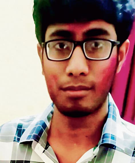 Sasaram news. रिजल्ट के बाद से गायब हुआ आशुतोष