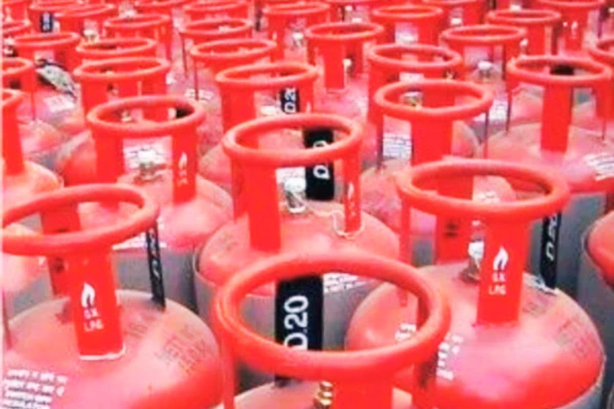 24 मार्च को आपको कितने में मिलेगा 14 किलो का एलपीजी सिलेंडर, यहां चेक करें