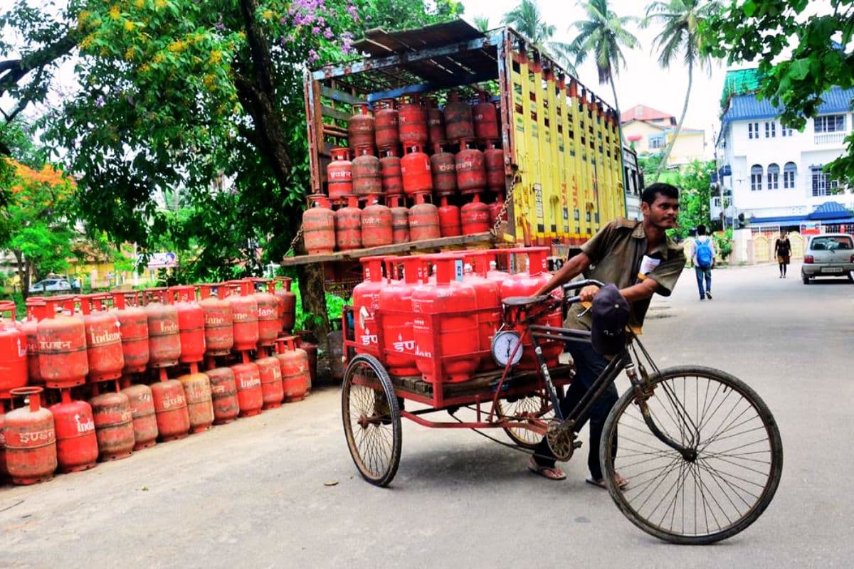 lpg cylinder price today 26 march 2025 in your city of jharkhand lpg cylinder price today 26 march 2025 in your city of jharkhand
