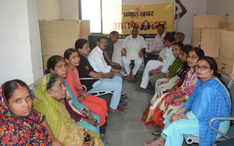 प्रभात खबर आपके द्वार कार्यक्रम में वार्ड- 42 के लोगों ने खुलकर बतायी अपने मोहल्ले की समस्या, बोले- कब मिलेगा समाधान?