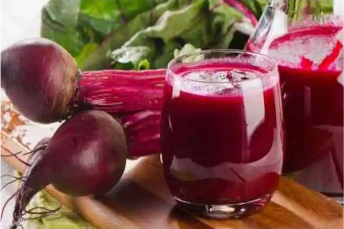 Beetroot Juice In Summer: рд╕реЗрд╣рдд рдХреЗ рд▓рд┐рдП рд╡рд░рджрд╛рди рд╣реИ рдЪреБрдХрдВрджрд░ рдХрд╛ рдЬреВрд╕,рдЬрд╛рдиреЗрдВ рдЧрд░реНрдореА рдореЗрдВ рдкреАрдиреЗ рдХрд╛ рд╕рд╣реА рд╕рдордп