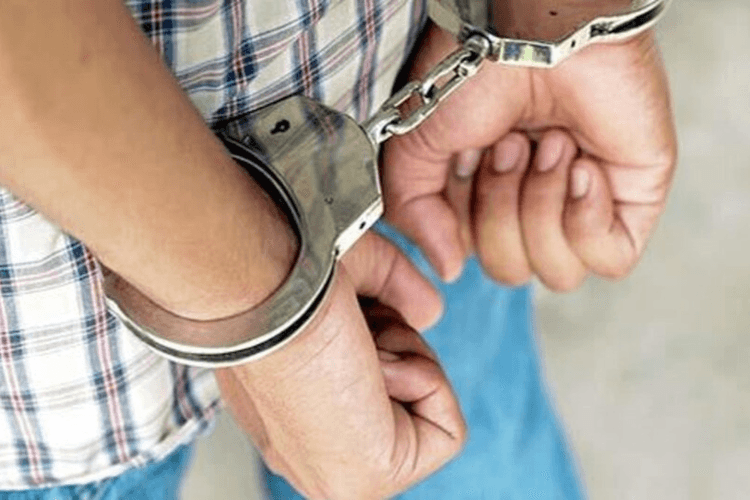 Bihar News: केंद्रीय विद्यालय का प्रिसिंपल निकला घूसखोर, 32 हजार कैश लेते CBI ने रंगेहाथ दबोचा