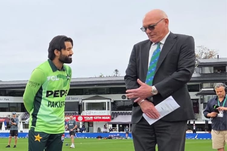 पाकिस्तानी टीम पर चला ICC का हंटर, इस गलती से लगा रिजवान ब्रिगेड पर जुर्माना