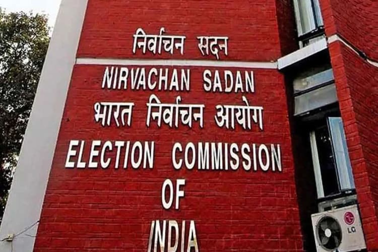 मुजफ्फरपुर में बूथ पर नहीं लगेगी लंबी कतार, जिले में बढ़ जायेंगे 800 मतदान केंद्र