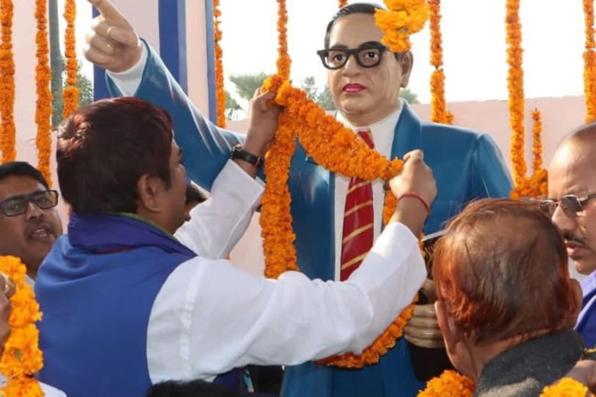 बाबा साहेब की जयंती पर पटना में गरजे मुकेश सहनी, BJP को बताया दिखावटी, शिक्षा को बताया असली हथियार